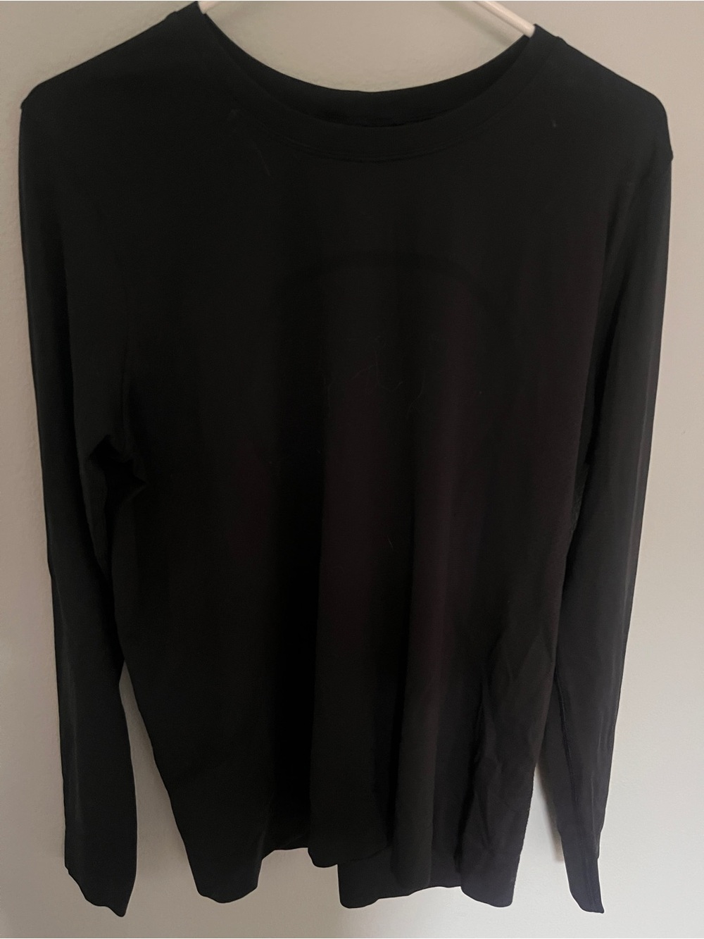 Lululemon Black relaxed long sleeve swiftly